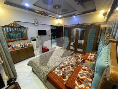 Prime Location Jamshed Road 1050 Square Feet Flat Up For Sale