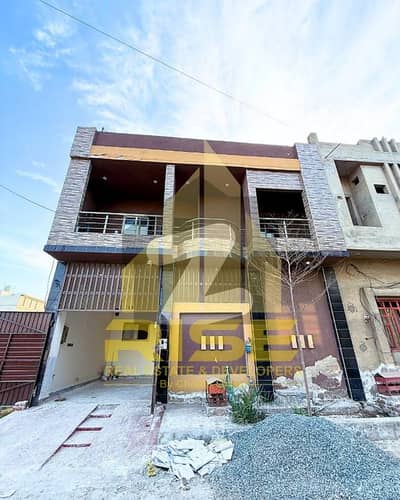 ڈائیوو روڈ فیصل آباد میں 5 مرلہ مکان 1.35 کروڑ میں برائے فروخت۔