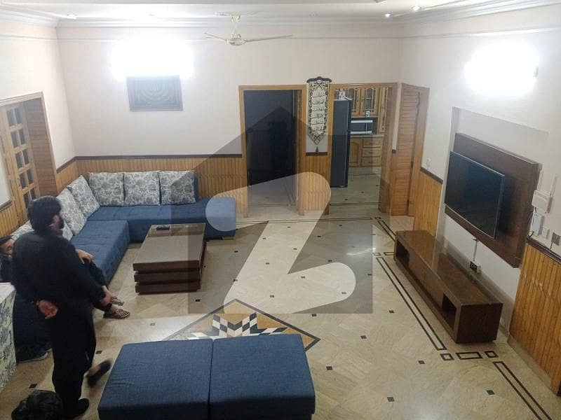 HOUSE FOR RENT IN G-13/1 HOUSE FOR RENT IN G-13/1