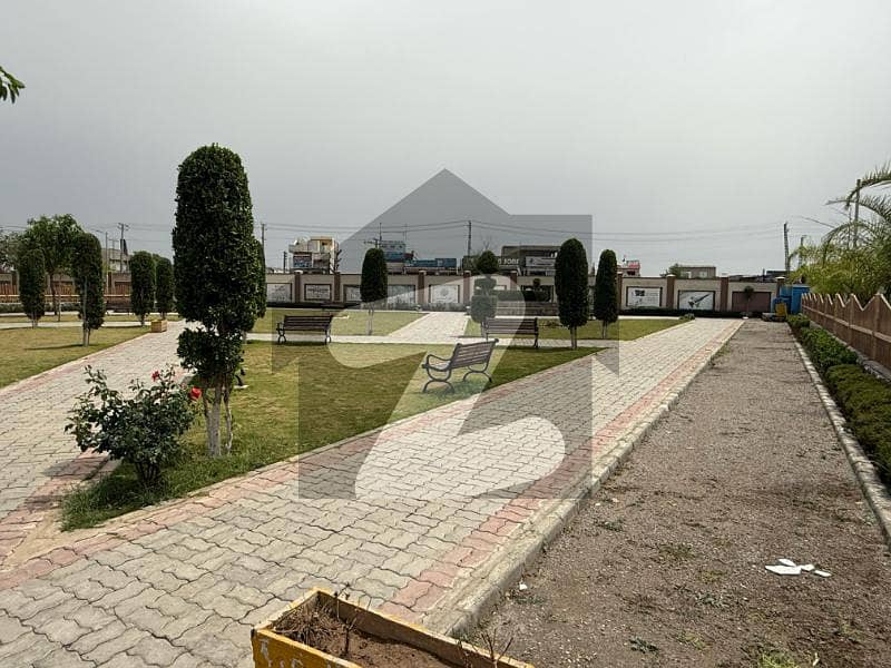 30x60 PLOT FOR SALE IDEAL LOCATION 30x60 PLOT FOR SALE IDEAL LOCATION