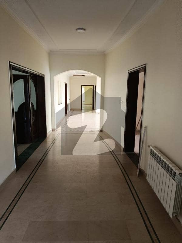 3 Bed Upper Portion Available For Rent In F11 3 Bed Upper Portion Available For Rent In F11