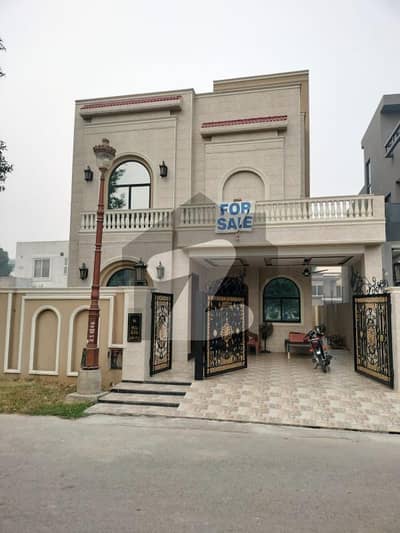 لیک سٹی ۔ سیکٹر ایم ۔ 2اے لیک سٹی,رائیونڈ روڈ,لاہور میں 5 کمروں کا 10 مرلہ مکان 4.8 کروڑ میں برائے فروخت۔ لیک سٹی ۔ سیکٹر ایم ۔ 2اے لیک سٹی,رائیونڈ روڈ,لاہور میں 5 کمروں کا 10 مرلہ مکان 4.8 کروڑ میں برائے فروخت۔