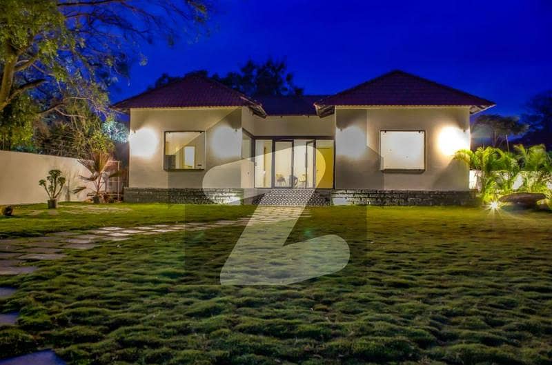 Prime Location Main Park Road Farm House For Sale Prime Location Main Park Road Farm House For Sale