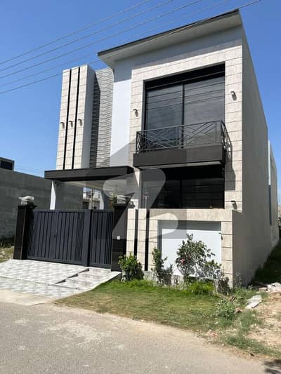 5 Marla Brand New Designer House For Sale