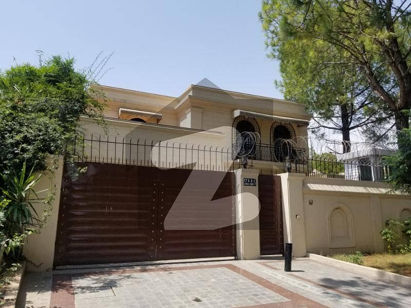 ای ۔ 7 اسلام آباد میں 8 کمروں کا 2 کنال مکان 15.0 لاکھ میں کرایہ پر دستیاب ہے۔ ای ۔ 7 اسلام آباد میں 8 کمروں کا 2 کنال مکان 15.0 لاکھ میں کرایہ پر دستیاب ہے۔