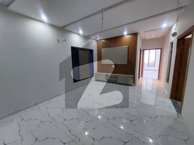 LUXURIOUS APARTMENT AVAILABLE AT PEACEFUL LOCATION