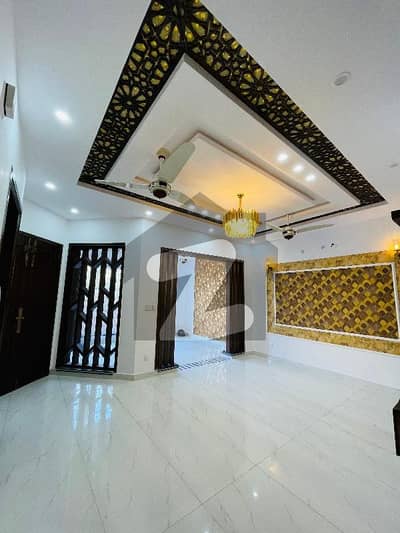 1 Kanal Upper Portion Available In Lake City Meadows Lahore