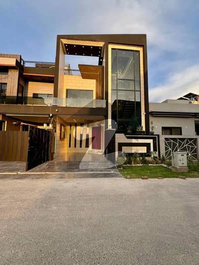 5 Marla Beautiful Design House For sale in Park View City Lahore