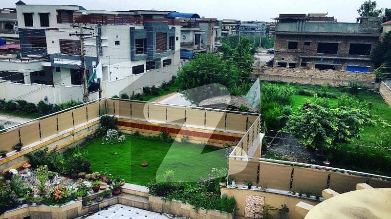20 Marla Upper Portion In Stunning Hayatabad Phase 7 Is Available For rent 20 Marla Upper Portion In Stunning Hayatabad Phase 7 Is Available For rent