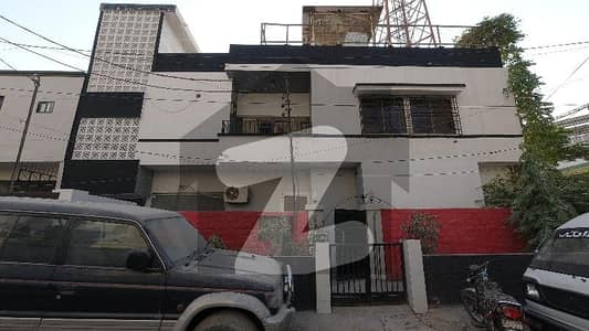 گلشنِ اقبال - بلاک 4 گلشنِ اقبال,گلشنِ اقبال ٹاؤن,کراچی میں 6 کمروں کا 14 مرلہ مکان 8.0 کروڑ میں برائے فروخت۔