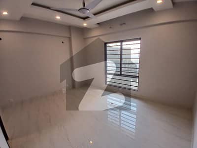 میٹروپولِز ریزیڈینسی جناح ایونیو,کراچی میں 4 کمروں کا 10 مرلہ فلیٹ 1.4 لاکھ میں کرایہ پر دستیاب ہے۔ میٹروپولِز ریزیڈینسی جناح ایونیو,کراچی میں 4 کمروں کا 10 مرلہ فلیٹ 1.4 لاکھ میں کرایہ پر دستیاب ہے۔