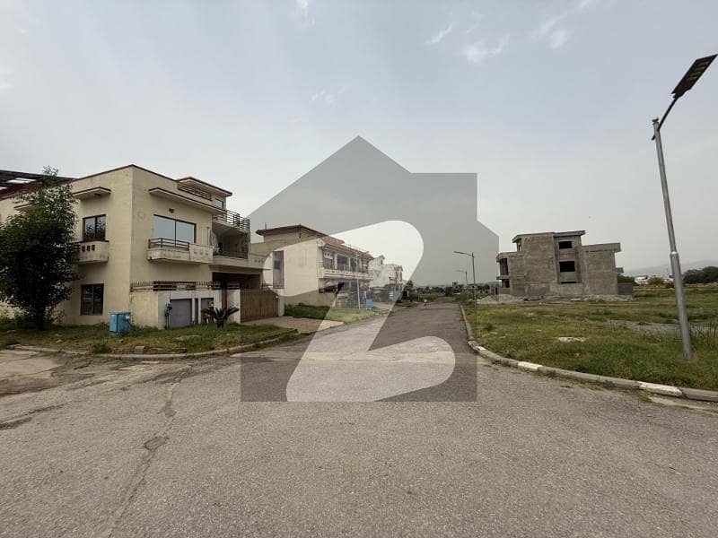 T&T F-17 30x60 POSSESSION PLOT AVAILABLE FOR SALE. . T&T F-17 30x60 POSSESSION PLOT AVAILABLE FOR SALE. .