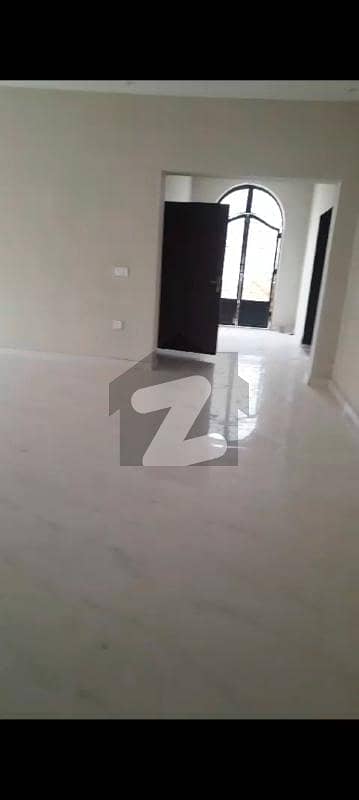 Valencia Town Kanal Upper Portion Valencia Town Kanal Upper Portion