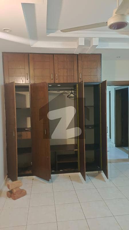 Upper Portion Available For Rent In Media Town Upper Portion Available For Rent In Media Town