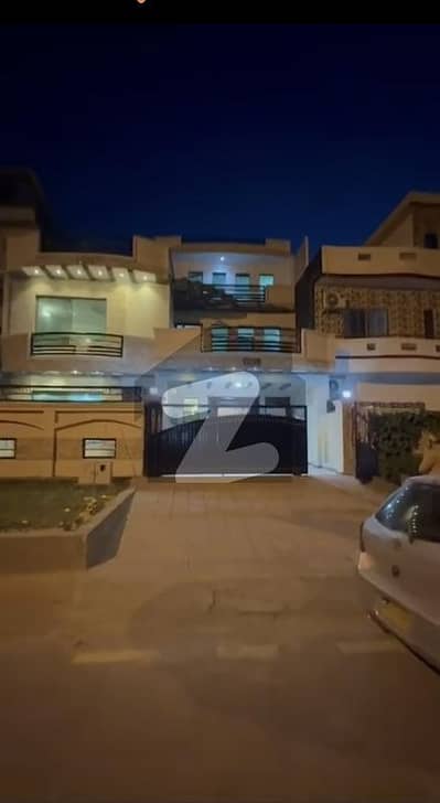 بی