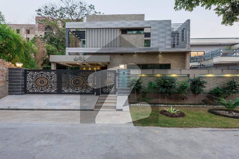 D H A Lahore 1 Kanal Brand New Mazher Munir Design House With 100% Original Pics Available For Rent D H A Lahore 1 Kanal Brand New Mazher Munir Design House With 100% Original Pics Available For Rent