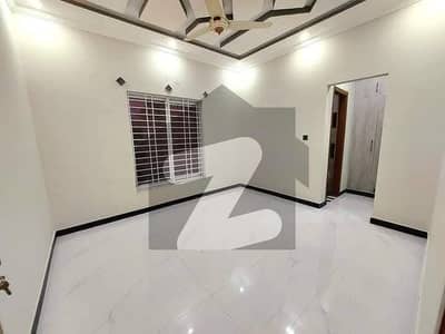 بحریہ ٹاؤن فیز 8 بحریہ ٹاؤن راولپنڈی,راولپنڈی میں 5 کمروں کا 7 مرلہ مکان 85.0 ہزار میں کرایہ پر دستیاب ہے۔
