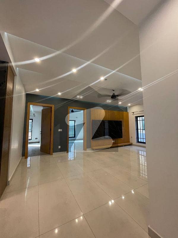 BRAND NEW UPPER PORTION FOR RENT E-11 BRAND NEW UPPER PORTION FOR RENT E-11