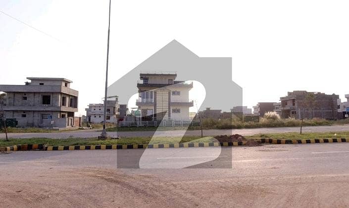 G-14/1 30x60 St. 35 Clear Land 50 Feet Road