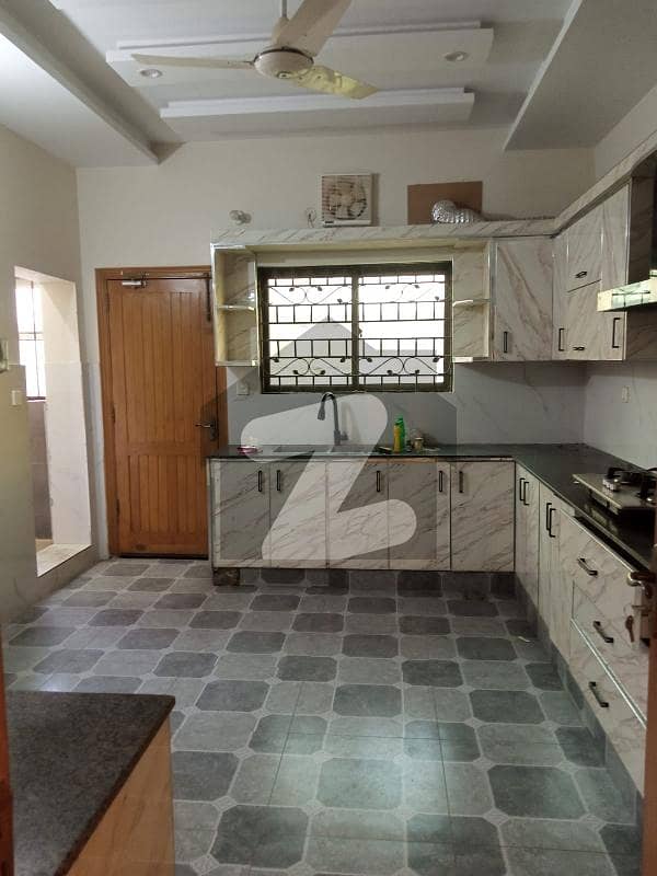 6 bed full house available for rent in F11 6 bed full house available for rent in F11