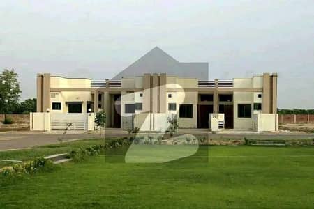ایم اے جناح روڈ ملتان میں 2 کمروں کا 3 مرلہ مکان 45.0 لاکھ میں برائے فروخت۔
