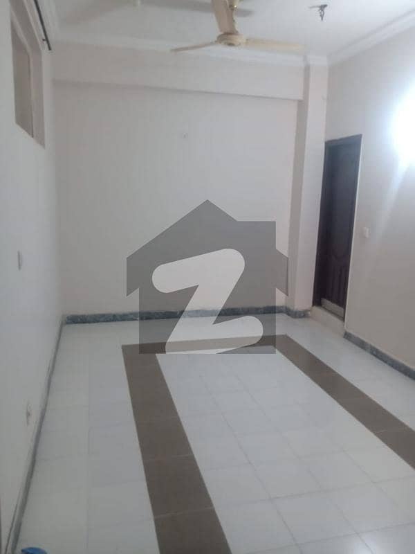3 bed fully renovated appartment 3 bed fully renovated appartment