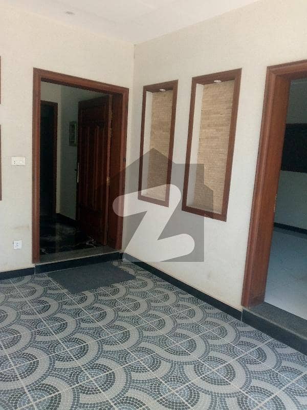 beutifull upper portion newly built beutifull upper portion newly built