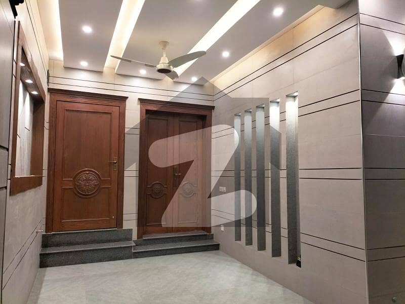 Double gate 5 Marla Modern Design House for sale Double gate 5 Marla Modern Design House for sale