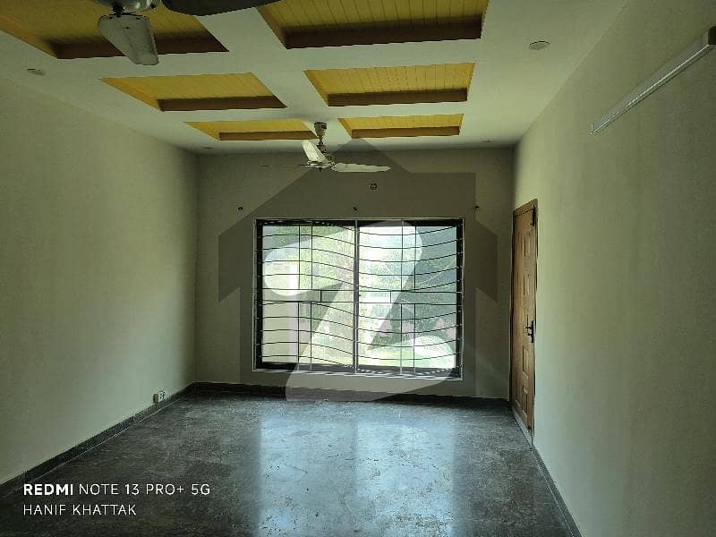 3 Beds & 3 Baths Ground Portion Available For Rent 3 Beds & 3 Baths Ground Portion Available For Rent