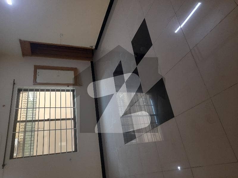 In Pakistan Town 24 Marla House 6 With Servant Room Rent Demand 195000 In Pakistan Town 24 Marla House 6 With Servant Room Rent Demand 195000