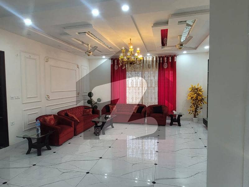 گارڈن ٹاؤن گوجرانوالہ میں 5 کمروں کا 1 کنال مکان 6.5 کروڑ میں برائے فروخت۔