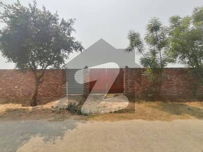 10 Marla Plot Available In Nashman Iqbal Phase 2