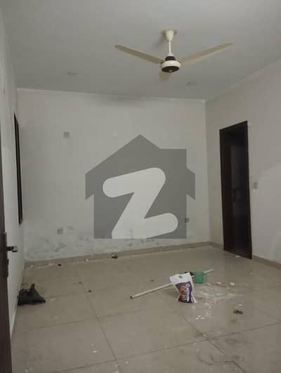 پی ای سی ایچ ایس بلاک 2 پی ای سی ایچ ایس,جمشید ٹاؤن,کراچی میں 4 کمروں کا 12 مرلہ بالائی پورشن 1.8 لاکھ میں کرایہ پر دستیاب ہے۔ پی ای سی ایچ ایس بلاک 2 پی ای سی ایچ ایس,جمشید ٹاؤن,کراچی میں 4 کمروں کا 12 مرلہ بالائی پورشن 1.8 لاکھ میں کرایہ پر دستیاب ہے۔