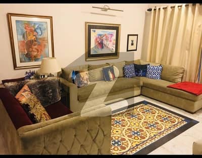 10 MARLA IDEAL LOCATION FLAT AVAILABLE FOR SALE IN ASKARI 11 SECTOR B