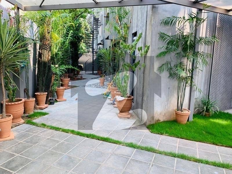 HOUSE FOER RENT IN F-7 HOUSE FOER RENT IN F-7