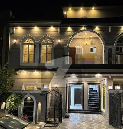 Well-Constructed Brand New House Available For Sale In Park View City - Jade Extension Block Well-Constructed Brand New House Available For Sale In Park View City - Jade Extension Block