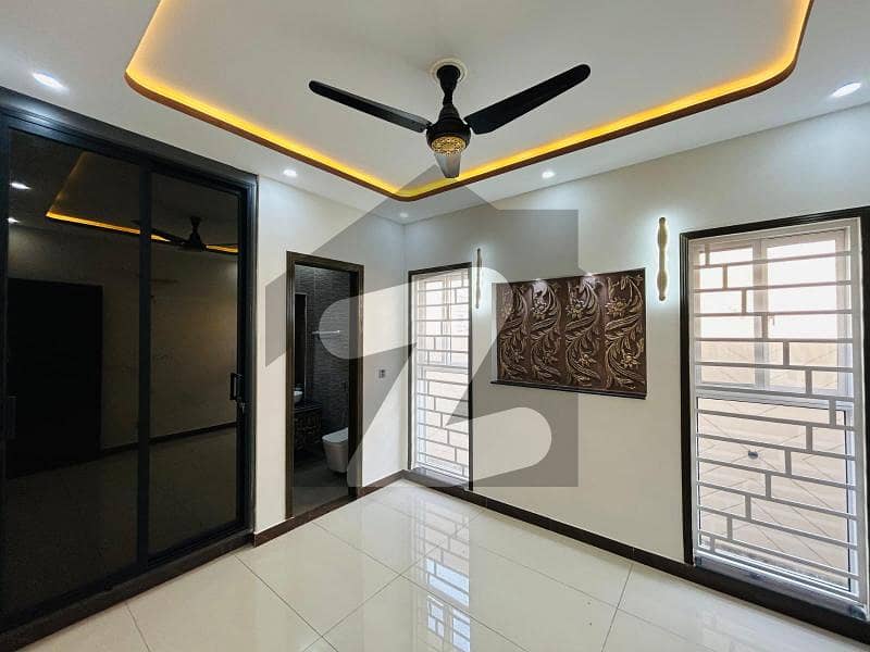 5 Marla Full House Available For Rent Near Park Mosque And Commercial Area In Central Park Lahore 5 Marla Full House Available For Rent Near Park Mosque And Commercial Area In Central Park Lahore