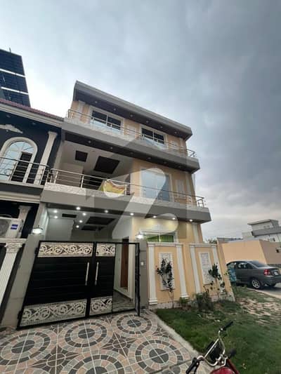 5 MARLA Corner House BEST LOCATION HOUSE IN NESPAK HOUSING SOCIETY - PHASE 3 5 MARLA Corner House BEST LOCATION HOUSE IN NESPAK HOUSING SOCIETY - PHASE 3