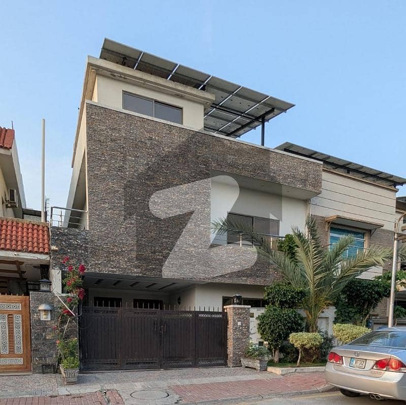 Beautiful 10 Marla ground portion for rent Beautiful 10 Marla ground portion for rent
