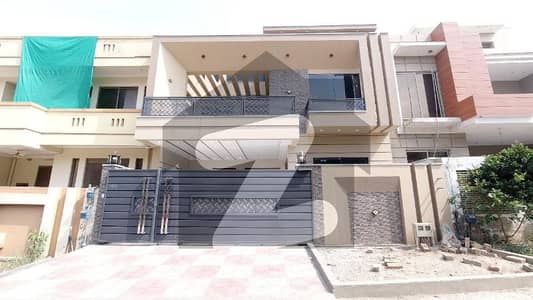 9 Marla ( 30*70 ) Brand New House Available For Sale