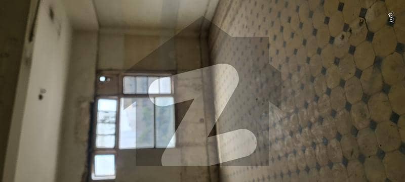 1700 Sqft Office. Next To Metrople Hotel 1700 Sqft Office. Next To Metrople Hotel