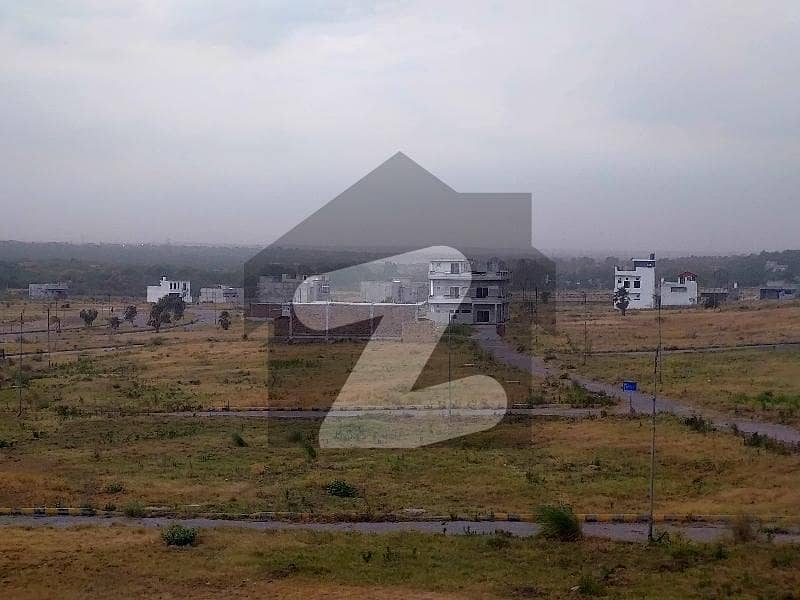 10 Marla Commercial Plot Up For Sale 10 Marla Commercial Plot Up For Sale
