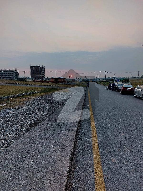 پی ای سی ایچ ایس اسلام آباد میں 1 کنال رہائشی پلاٹ 65.0 لاکھ میں برائے فروخت۔ پی ای سی ایچ ایس اسلام آباد میں 1 کنال رہائشی پلاٹ 65.0 لاکھ میں برائے فروخت۔