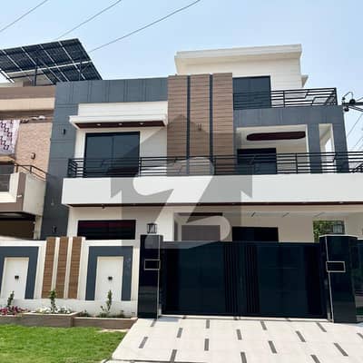 Modern Design & Corner 10 Marla Brand New House For Sale In Valancia Housing Society Lahore Modern Design & Corner 10 Marla Brand New House For Sale In Valancia Housing Society Lahore