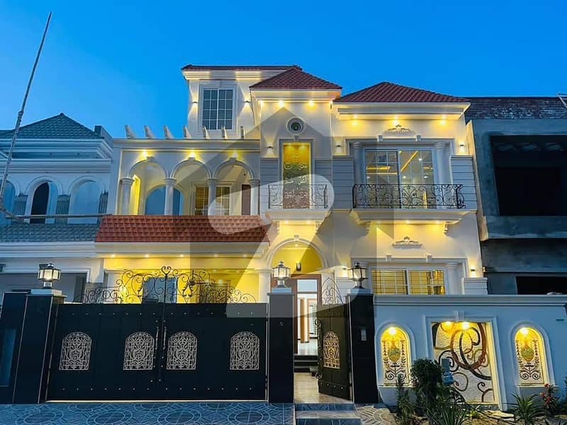 10 Marla House For Rent Prime Location. 10 Marla House For Rent Prime Location.