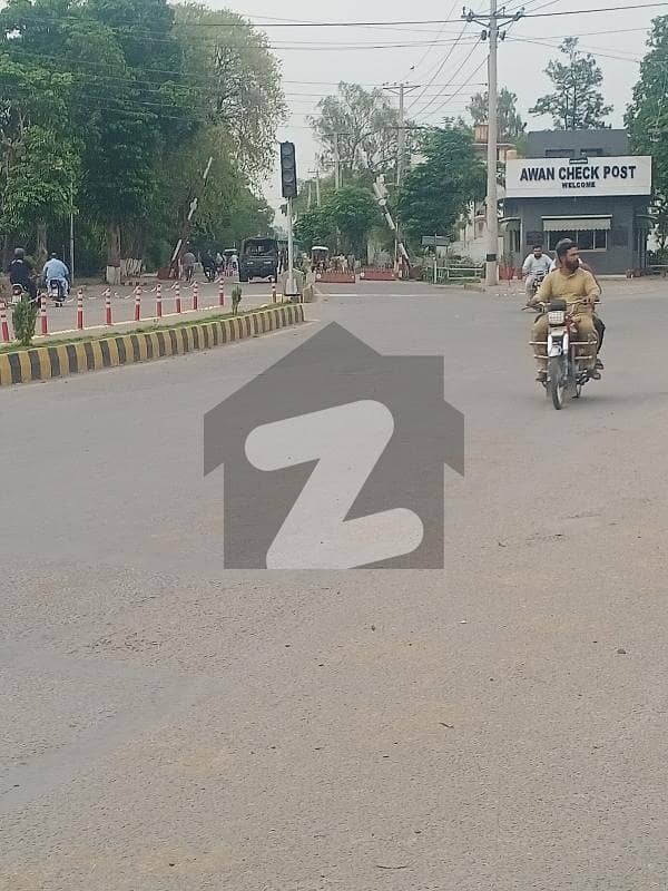 beautifull location main road Mumtaz lane . first visit then decide . beautifull location main road Mumtaz lane . first visit then decide .