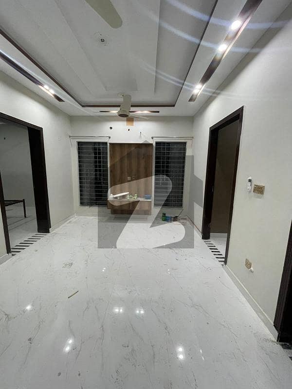 7 MARLA SECOND FLOOR AVAILABLE FOR RENT 7 MARLA SECOND FLOOR AVAILABLE FOR RENT