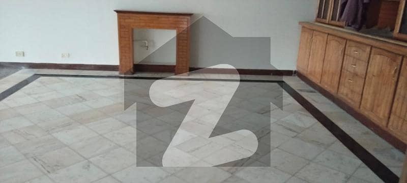 Luxury And Spacious Home For Rent In F-10 Prime Location Luxury And Spacious Home For Rent In F-10 Prime Location