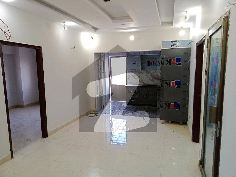 FLAT FOR SALE IN CITY TOWERS AND SHOPPING MALL APARTMENT