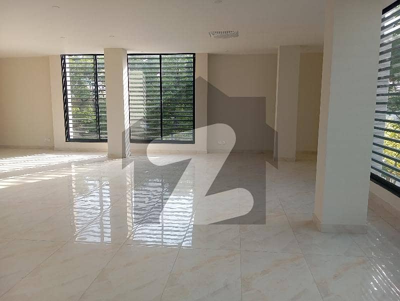 F 11 office for rent F 11 office for rent